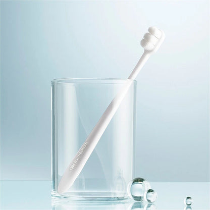 Nano Toothbrush 2.0 + Travel Case